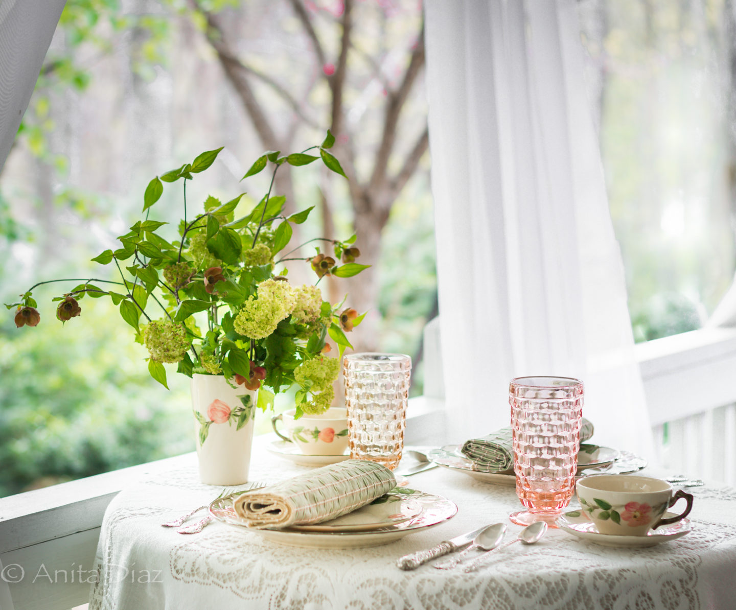 Tablescapes Whispering Pines Homestead 3408